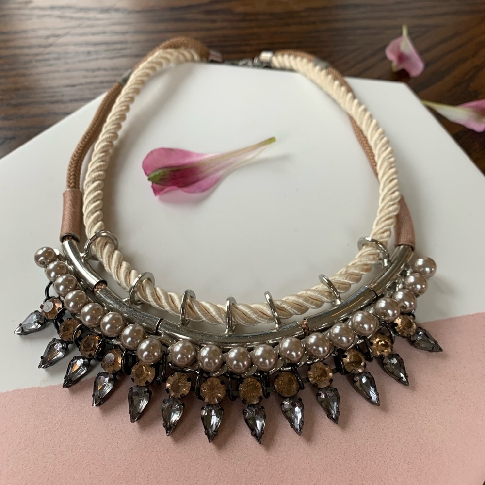 Express Necklace with Pearls, Rope and Jewels